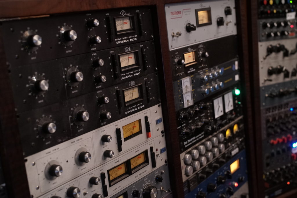 The Best Compressors For Mixing Drums