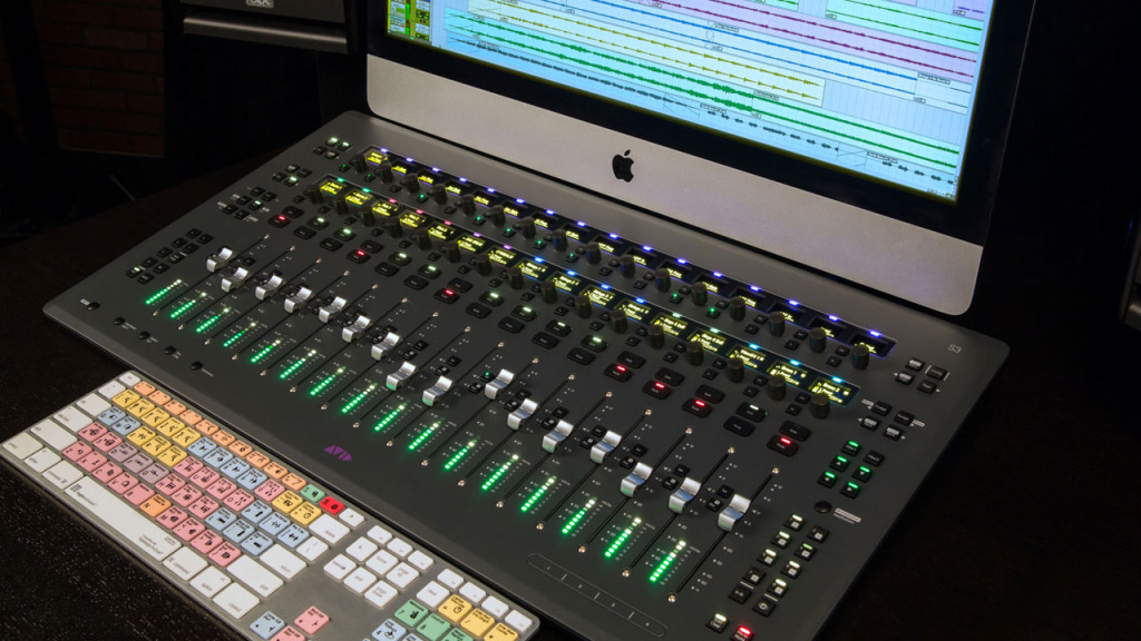 2014-10-10_AES-Los-Angeles-2014-Pro-Tools-S3-Compact-Control-Surface-1280x720