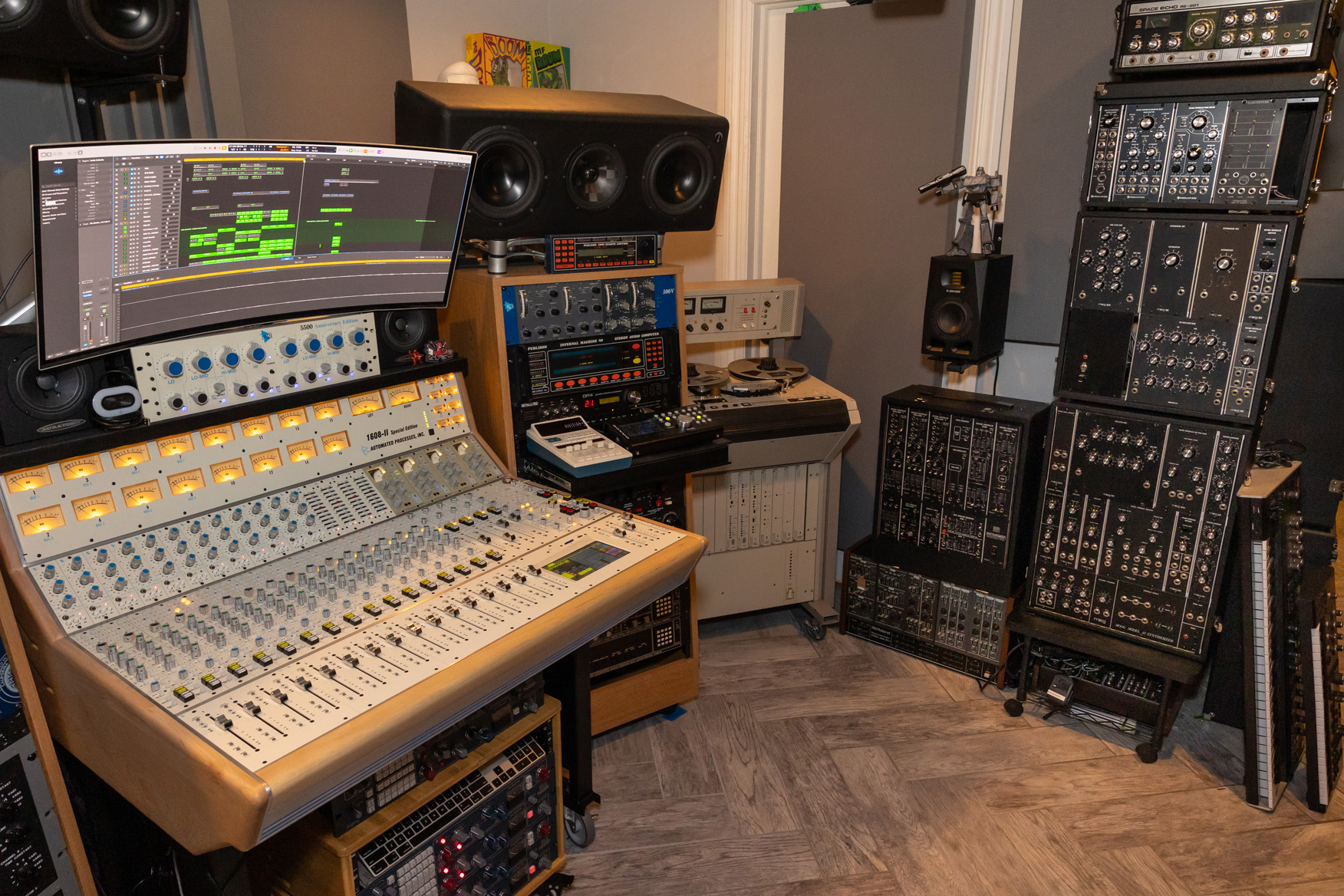 Just Blaze Upgrades Studio With New API 1608 Console - Vintage King