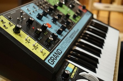 First Listen: Moog Grandmother Synthesizer